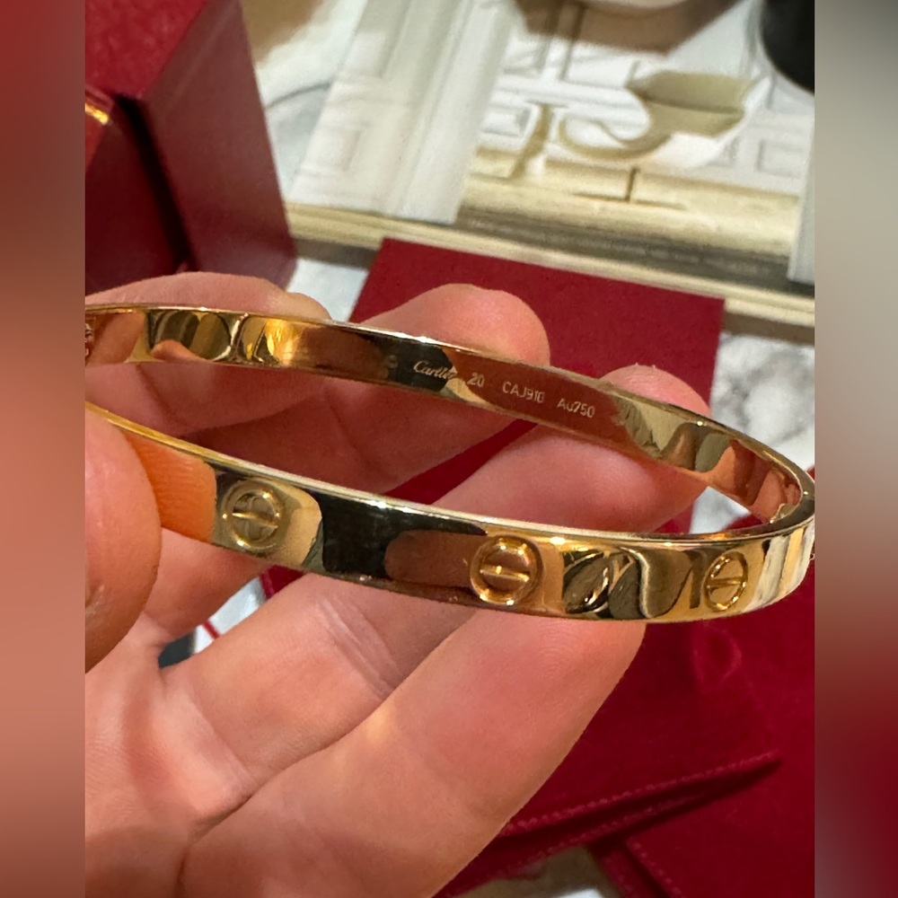 Cartier love bracelet, with FREE trinket tray